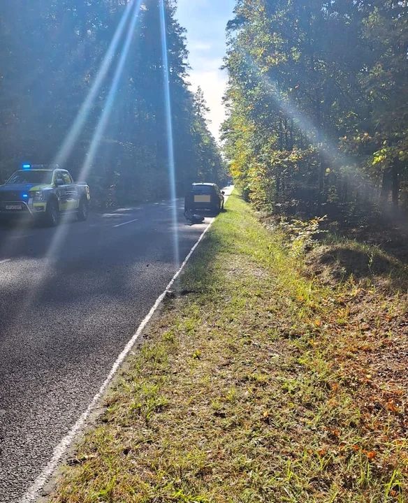 Powiat zamojski: Jadąc skuterem uderzył w BMW. 70-latek zginął na miejscu
